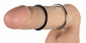 Photo: Cock Ring Asta Pene in metallo e silicone